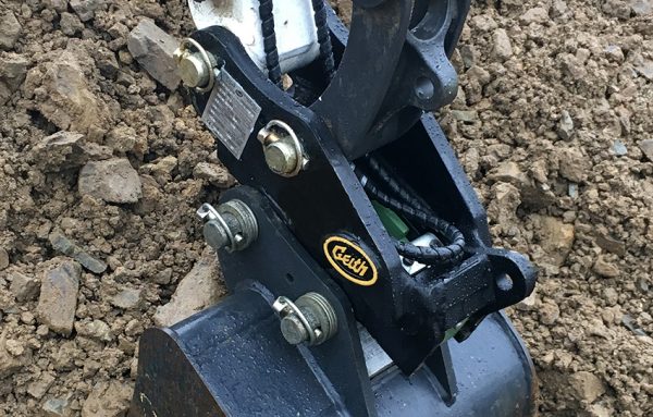 Hydraulic Quick Coupler - Image 3